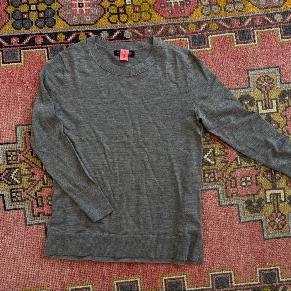 Banana Republic Merino Wool Gray Sweater for Women Size XSmall